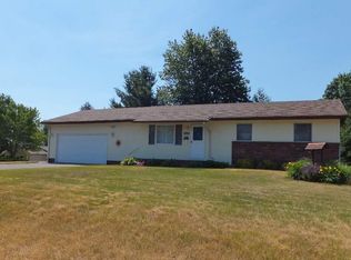 1125 N Carriage Hill Dr, Traverse City, MI