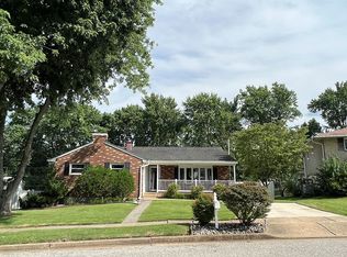229 Royal Arms Way, Glen Burnie, MD 21061