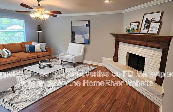 3rd image of 3293 Laurel Grv N