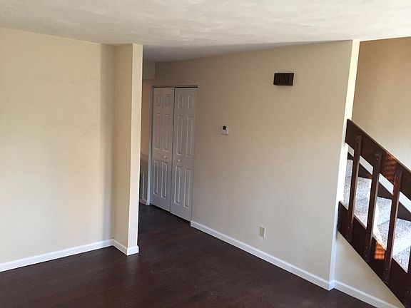 Living Room-View B