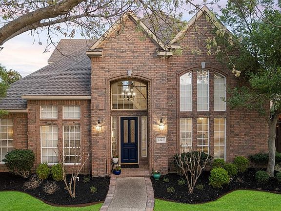 4th image of 1227 Caledonia Ct