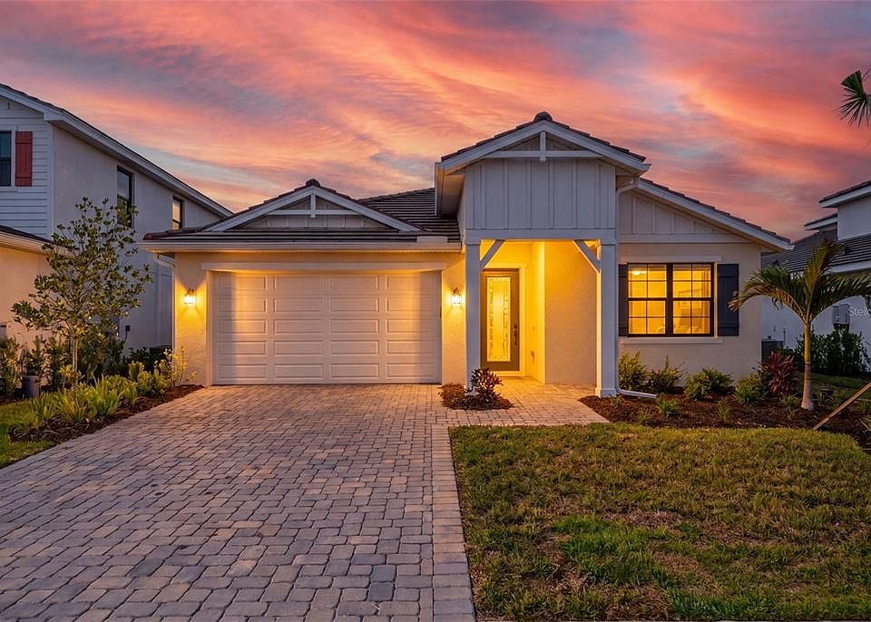 1st image of 12938 Pinnacle Ln