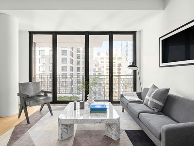 100 Vandam St #11B, New York, NY, 10013