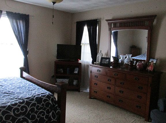 5th image of 107 Hazelwood Dr