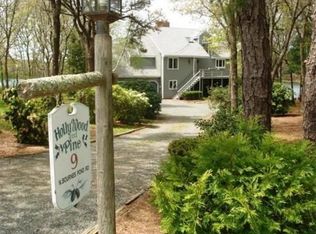 9 Bournes Pond Rd, East Falmouth, MA 02536