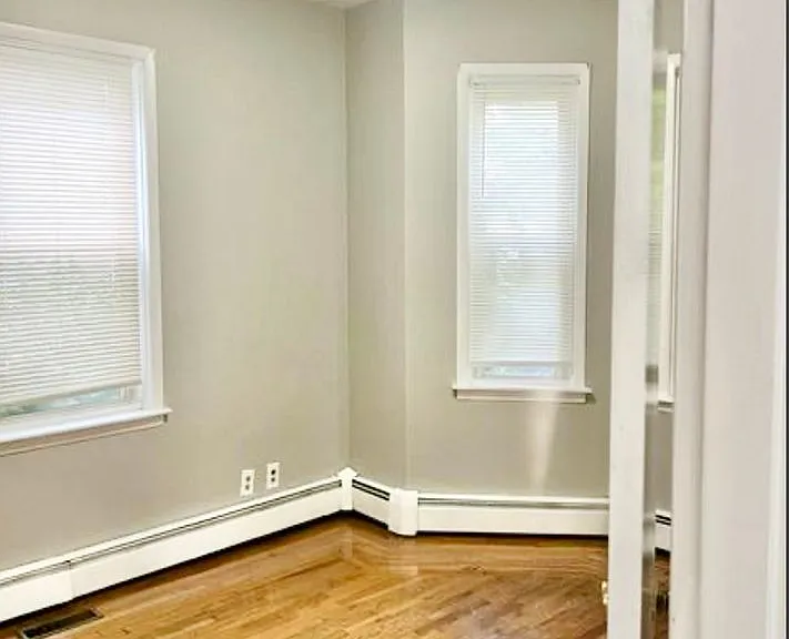 35 Gloucester Street — Photo 11