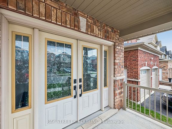 4th image of 734 Sawmill Rd E