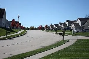 3 bed, 1600 sqft, $1,400 — Photo 2