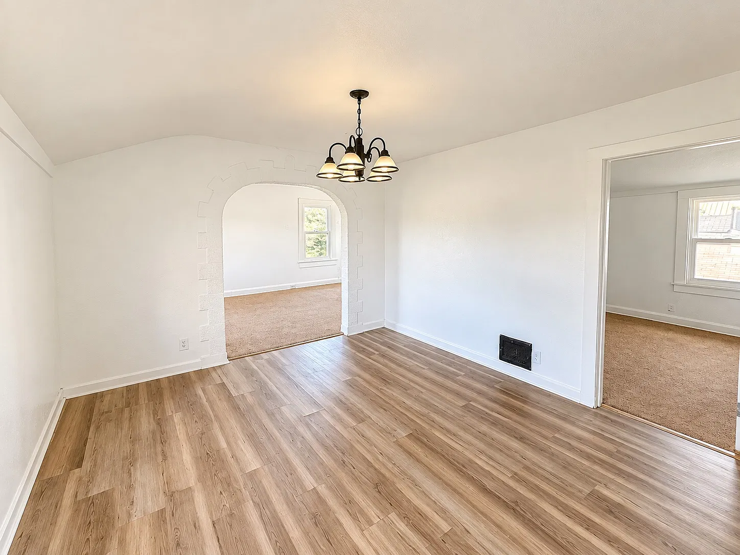 2 bed, $800 — Photo 3