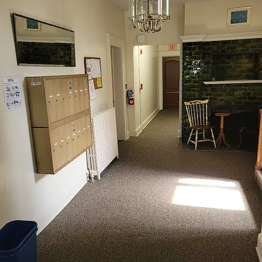 727 Farmington Ave #A3 — Photo 3