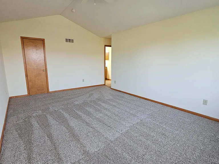 4466 Edgarton Dr — Photo 19
