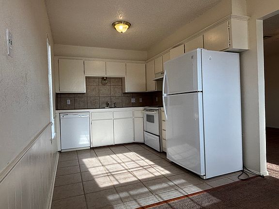 5th image of 1900 Dover St APT D