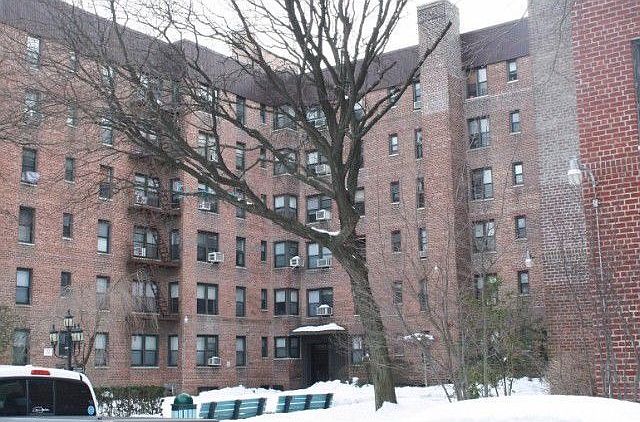 1st image of 2240 Burnett St APT 5E