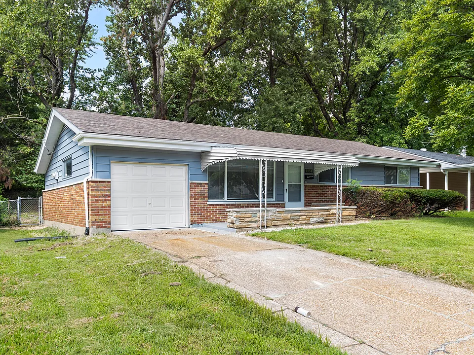 9737 Wendell Dr