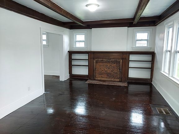 5th image of 377 Monterey St