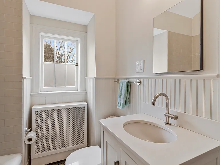 5334 Nebraska Ave NW — Photo 18