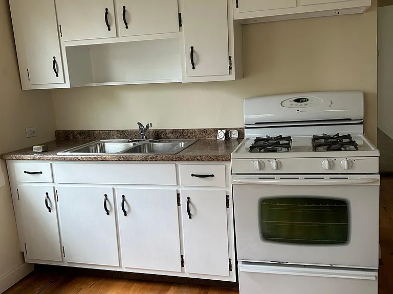 43 Manitou Ave #1 — Photo 9