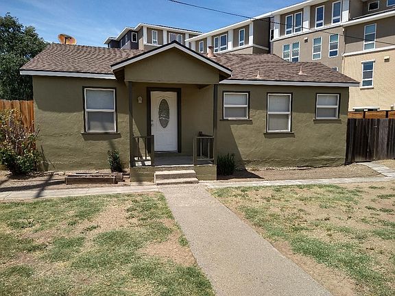 Front of House - with yard