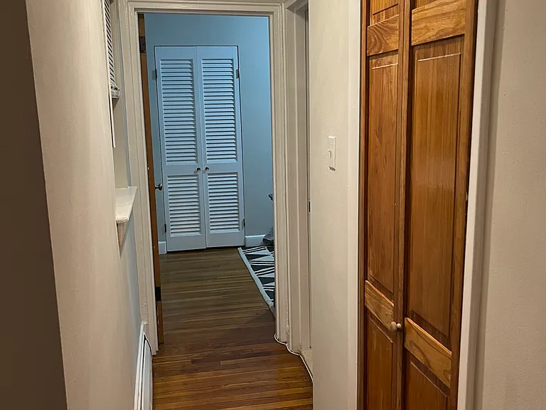 61 Selkirk Rd #4 — Photo 11