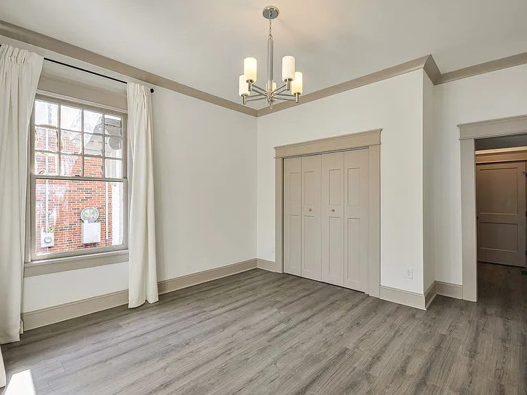 720 Penn Ave NE #4 — Photo 9