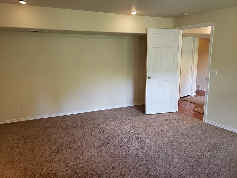 mast bedroom on lowest level