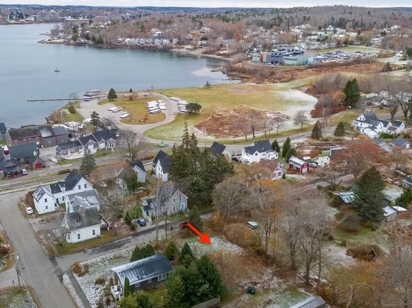 27 South Street, Rockland, ME 04841