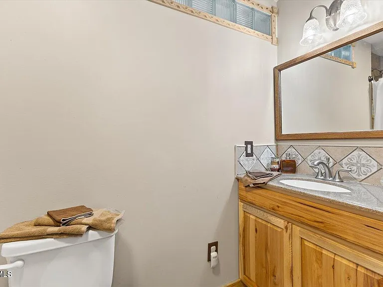 1122 Highway 107 — Photo 29
