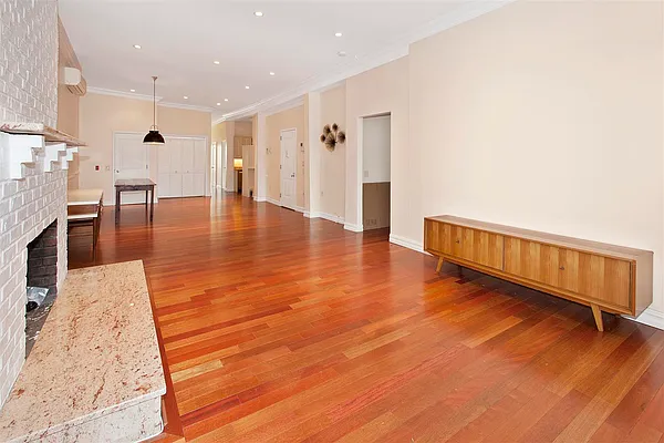 Rented by Mirador Real Estate | media 20