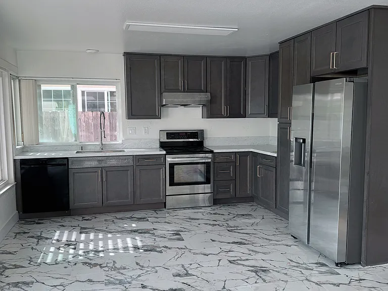 8955 Taurus Pl — Photo 10