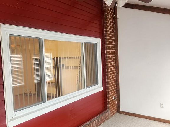 4th image of 2760 Yarnall Rd