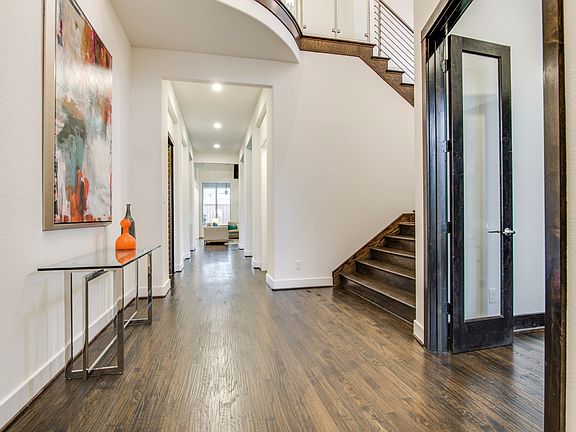 5th image of 600 Creekway Dr