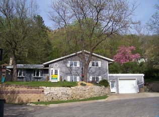 2823 Quarry Pl, La Crosse, WI 54601