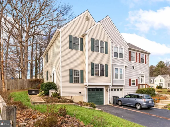 7932 Gambrill Ct, Springfield, VA 22153