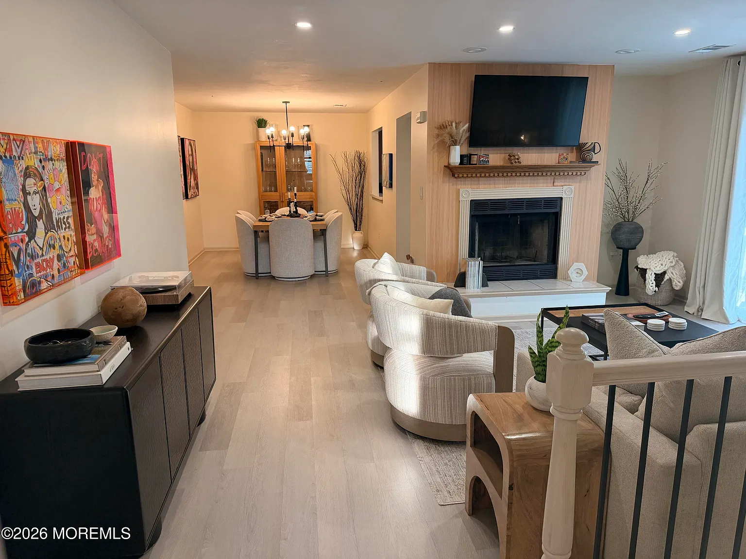 2 bed, 1599 sqft, $3,650 — Photo 3