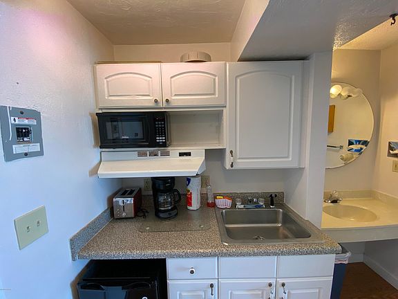 2nd image of 313 S Atlantic Ave #614