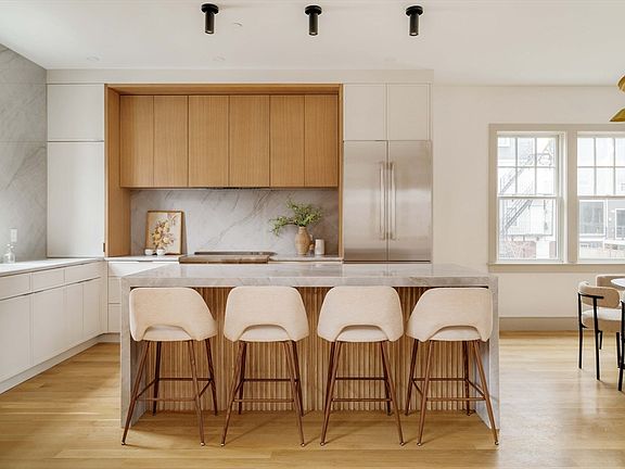 2nd image of 20 Wendell St #4