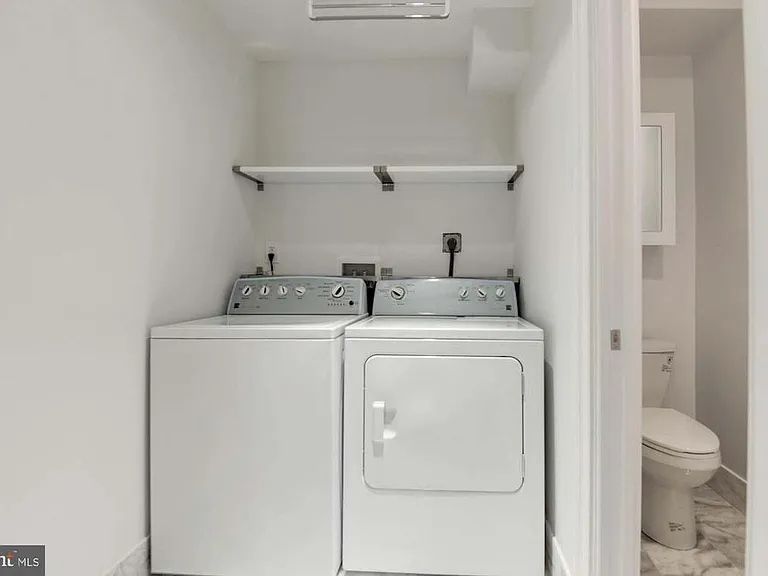 4600 Kenmore Dr NW #1 — Photo 2