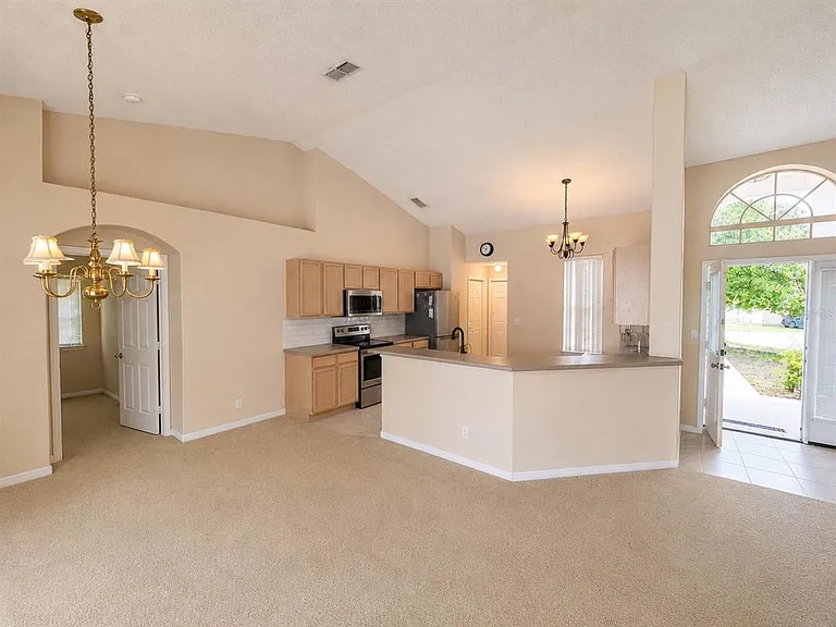 15849 Mercott Ct — Photo 6