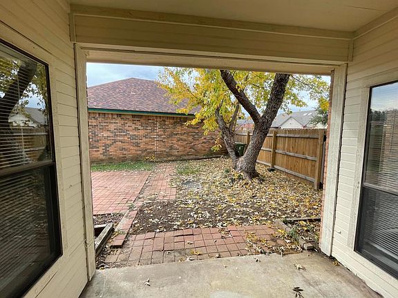 2nd image of 3415 Swan Ct