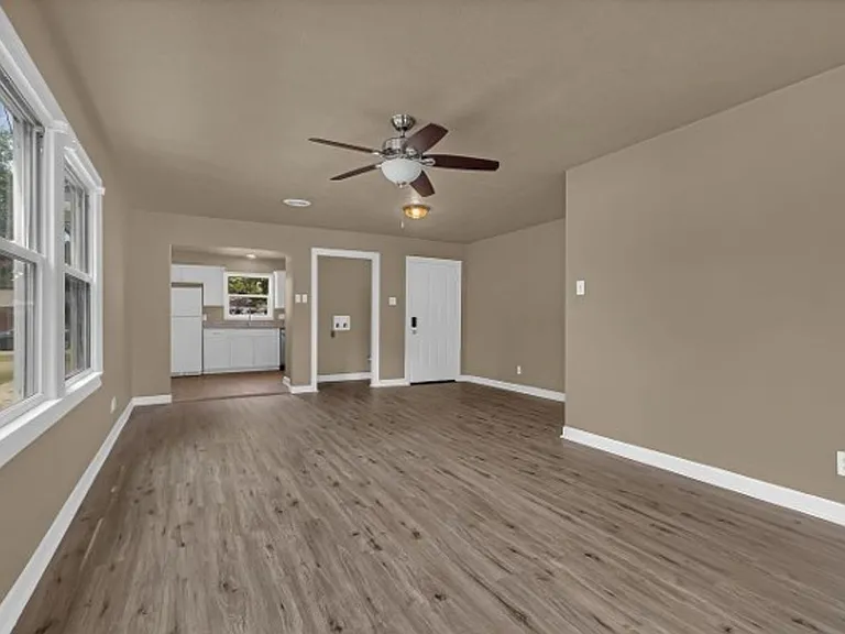 1220 California St — Photo 2
