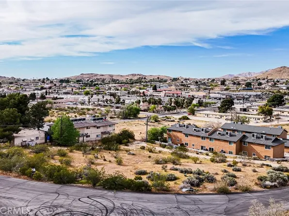 15750 Olalee Rd Lot 80, Apple Valley, CA 92307
