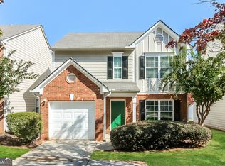 9484 Lakeview Rd, Union City, GA 30291