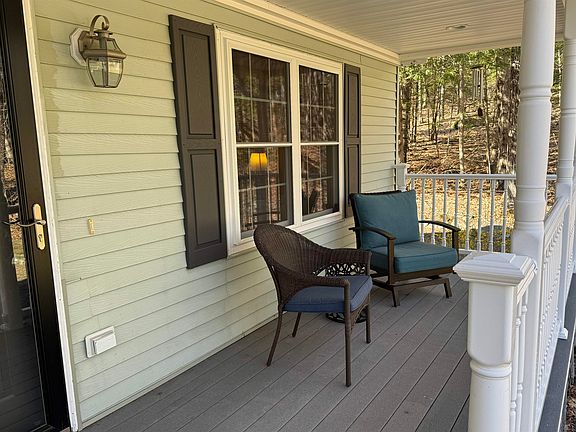 4th image of 1071 Montalona Road