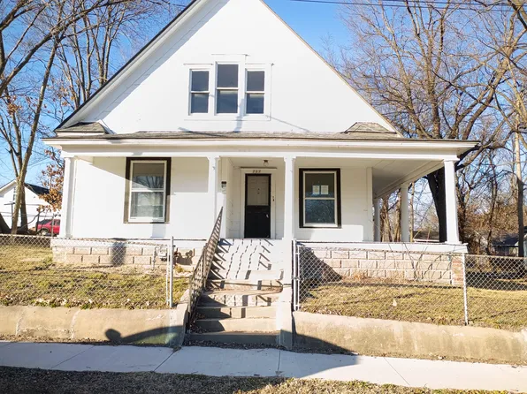 707 E Pool Road, Joplin, MO 64801