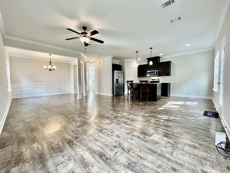 759 Fairview Cir — Photo 7
