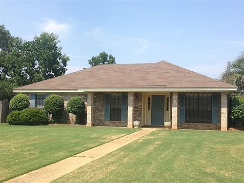 1st image of 537 Deerfield Dr