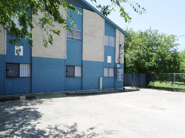 10910 Baltic Dr, San Antonio, TX 78213