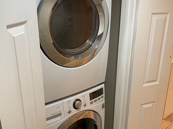 5th image of 2380 Del Mar Way Unit 103