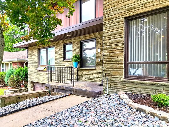 2nd image of 5112 Rosecrest Dr