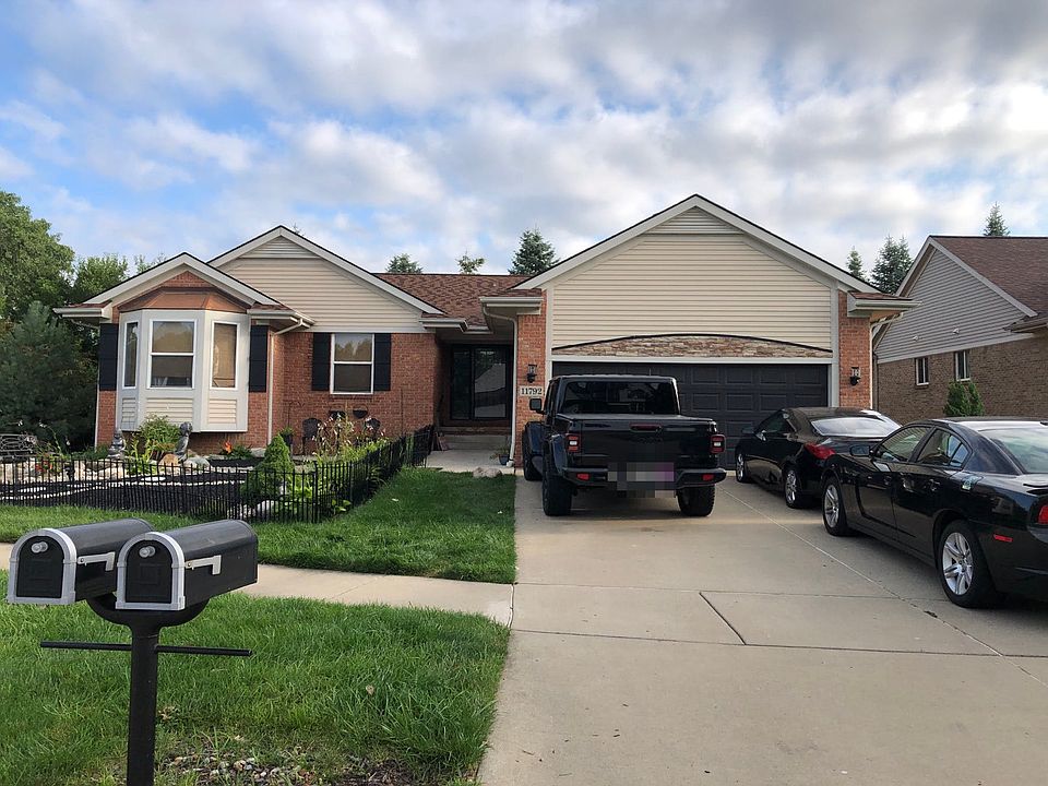 1st image of 11792 Heatherwood Cir